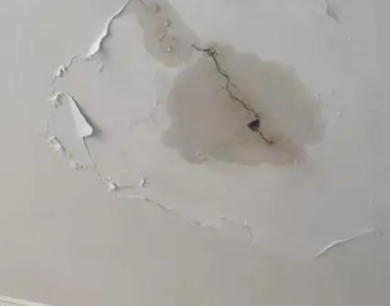 灵石阳台漏水维修公司分享下屋面防水工程质量问题原因分析